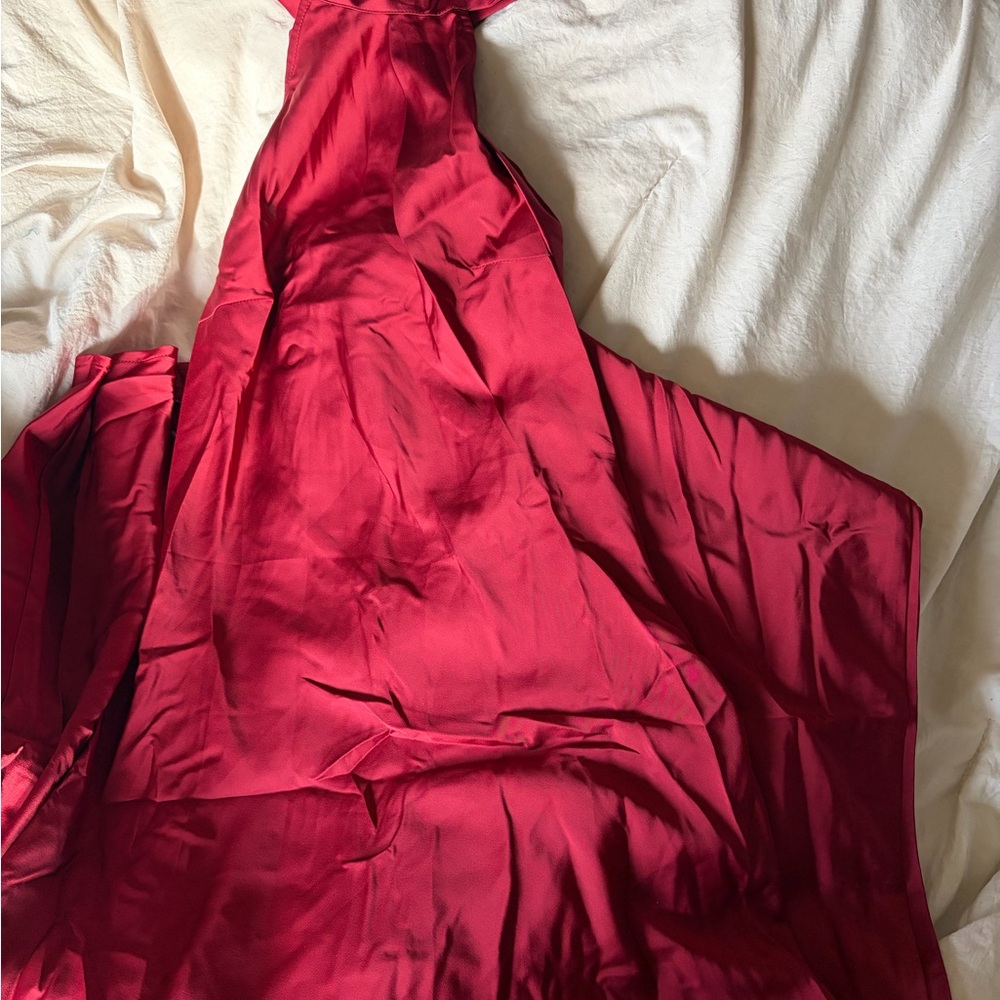 Commense Elegant Backless Halter Evening Gown - W… - image 2